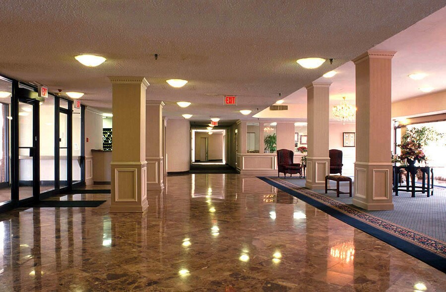 More Photos Of 1350 Beverly Rd, McLean Apartments For Lease