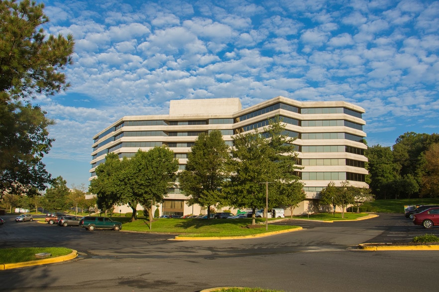 More Photos Of 6301 Ivy Ln, Greenbelt Office For Lease