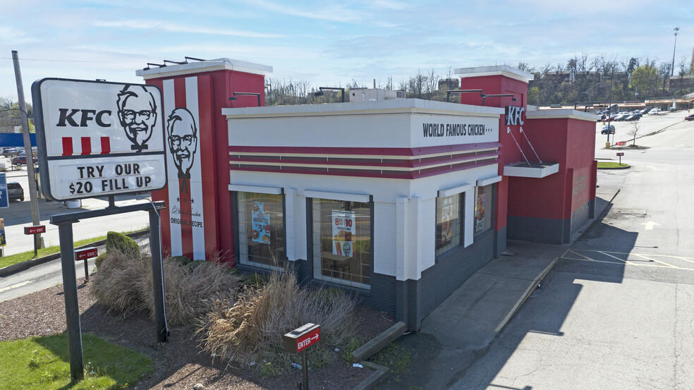 Primary Photo Of 210 Rodi Rd, Pittsburgh Fast Food For Sale