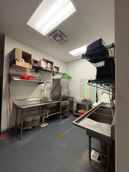 More Photos Of 1435 E Lafayette St, Tallahassee Freestanding For Lease