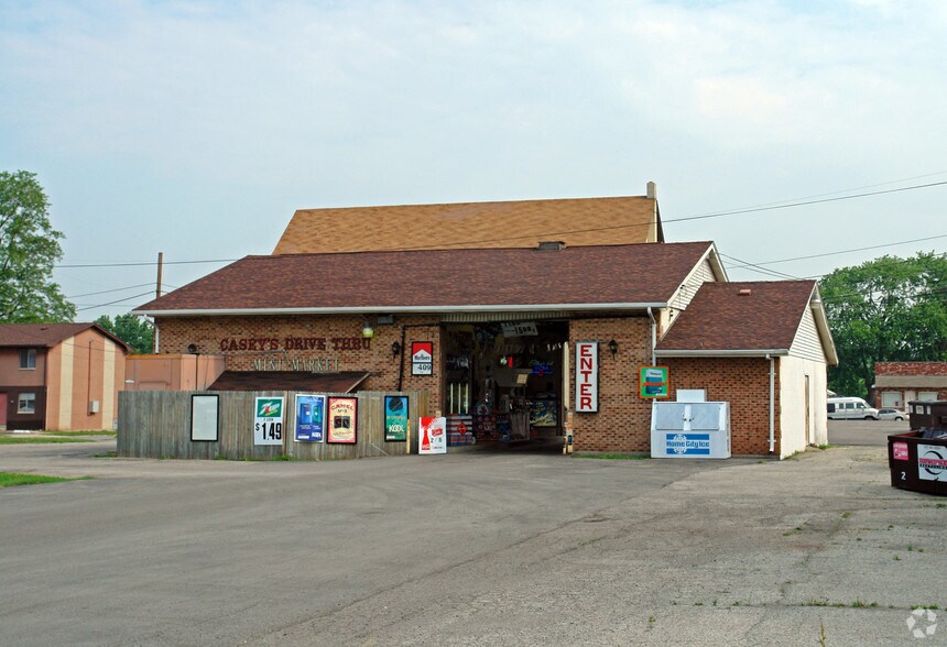 More Photos Of 124 N 1st St, Fairborn Convenience Store For Sale