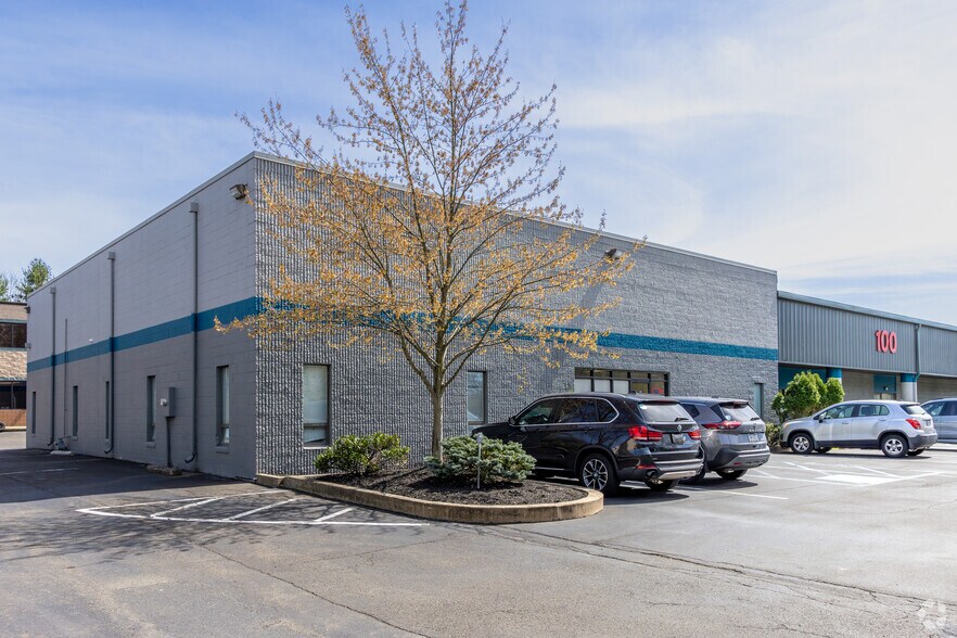 More Photos Of 1850 County Line Rd, Huntingdon Valley Warehouse For Lease