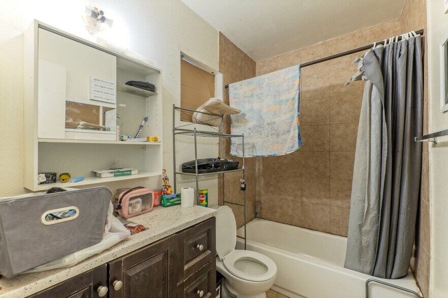 More Photos Of 1150 N April Cir, Mesa Multifamily For Sale