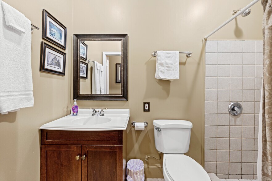 More Photos Of 146 Main St, Stanardsville Hospitality For Sale