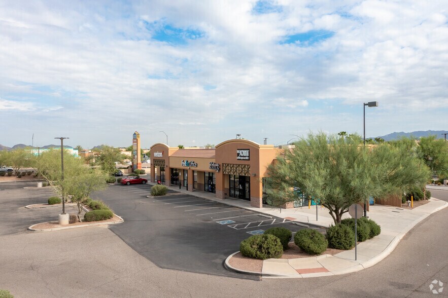 More Photos Of 8150 N Cortaro Dr, Tucson Unknown For Lease