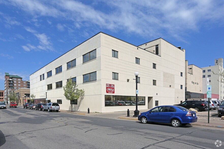 More Photos Of 505 King St, La Crosse Office For Lease