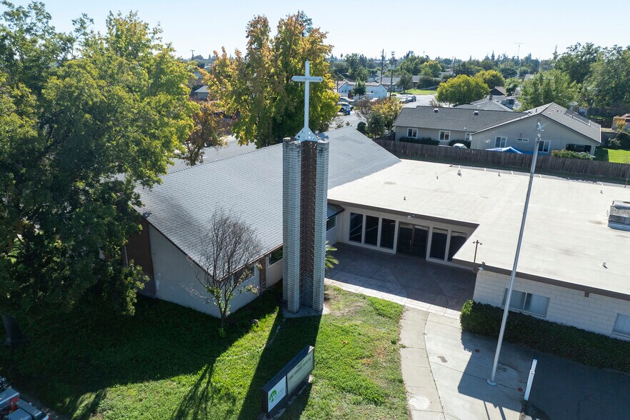 Primary Photo Of 444 Argonaut St, Manteca Religious Facility For Lease