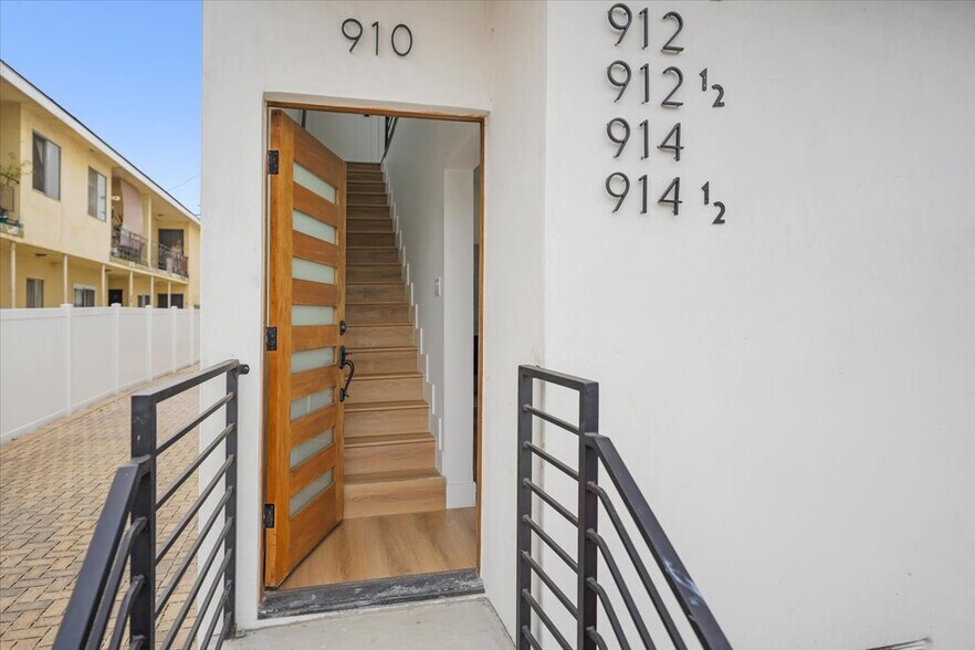 More Photos Of 910 Hudson ave, Los Angeles Apartments For Sale