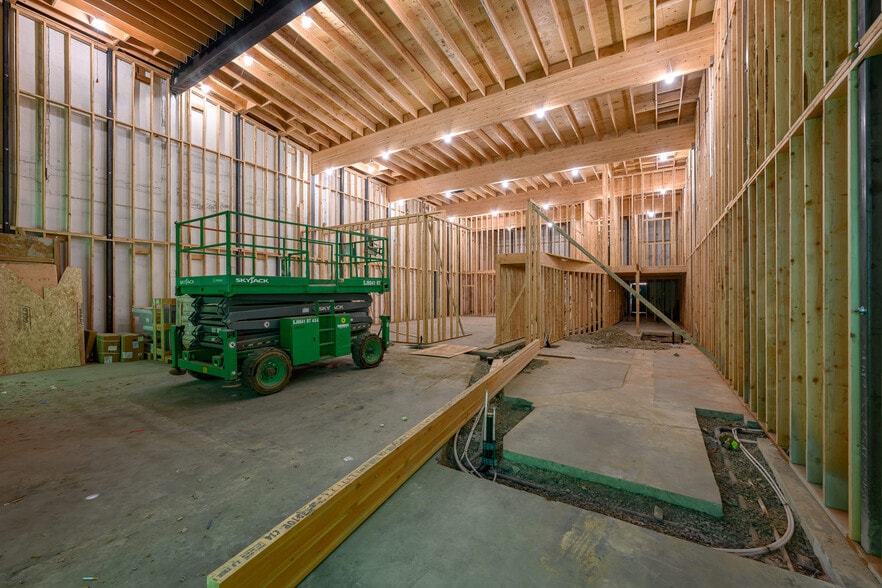 More Photos Of 433 NE 3rd St, Mcminnville Restaurant For Sale