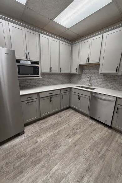 More Photos Of 212 N Wahsatch Ave, Colorado Springs Office For Lease