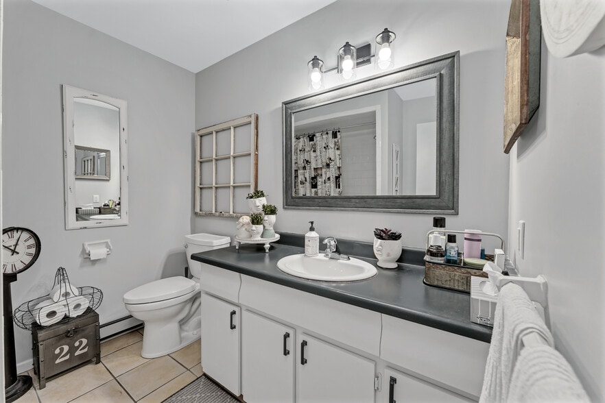 More Photos Of 109 Division St N, Kingsville Apartments For Sale