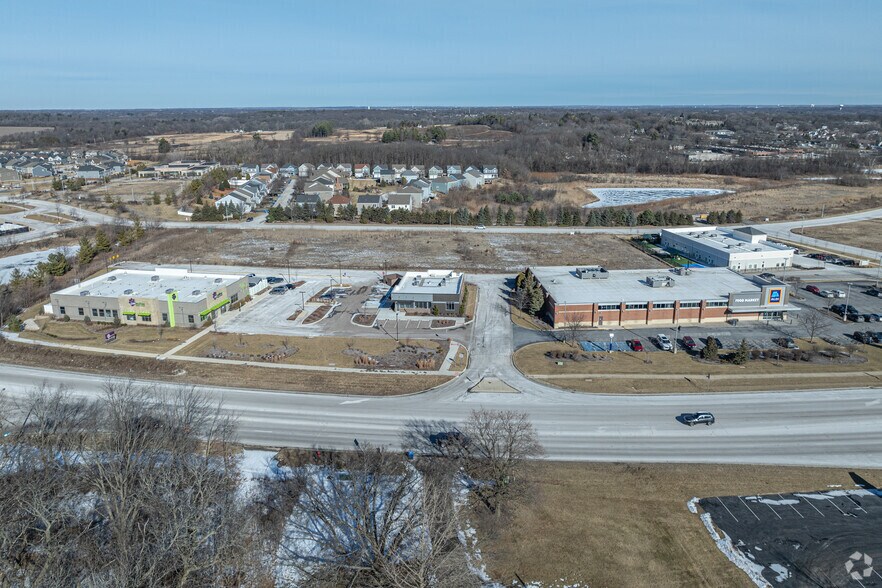 More Photos Of 2780 W Main St, St Charles Medical For Sale