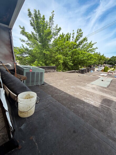 More Photos Of 3935 S Kedzie Ave, Chicago Storefront Retail Residential For Sale