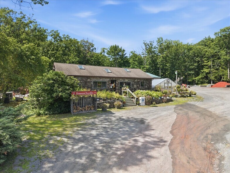 More Photos Of 1399 Purdytown Tpke, Hawley Specialty For Sale