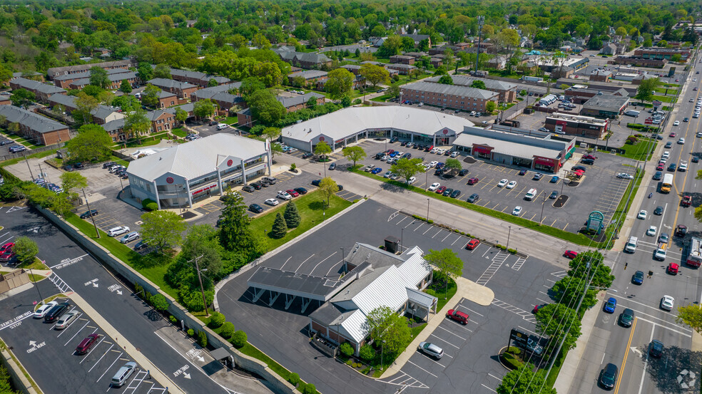 More Photos Of 5030-5086 N High St, Columbus Unknown For Lease