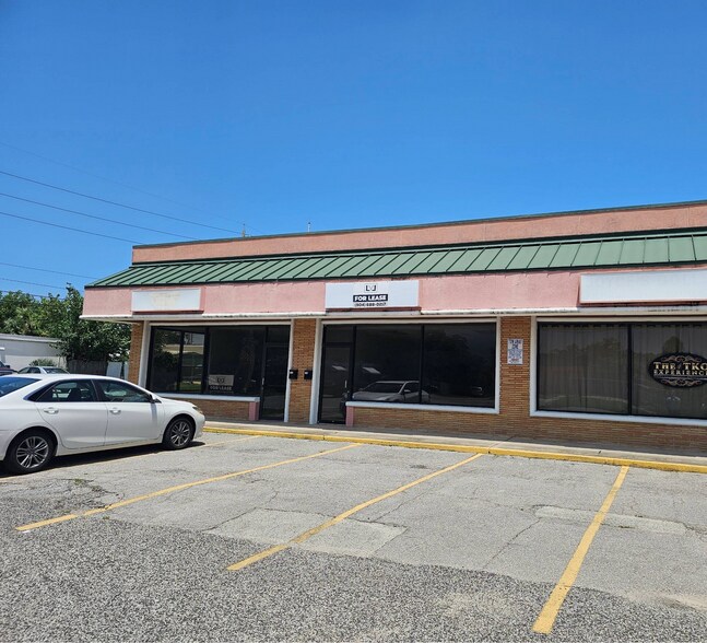 More Photos Of , Jacksonville General Retail For Sale