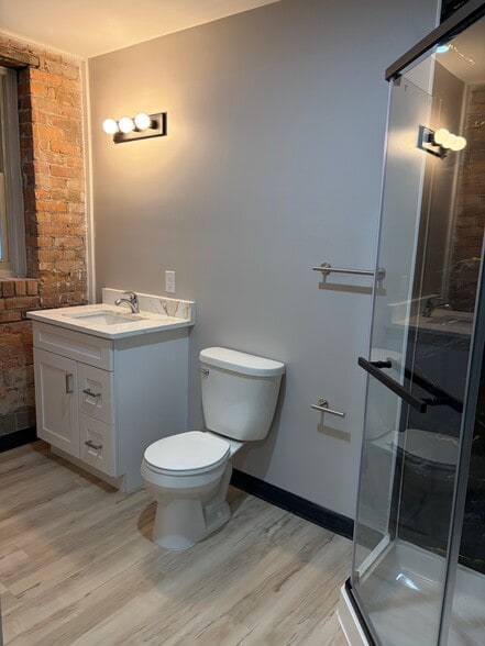 More Photos Of 30 E Philadelphia St, Detroit Apartments For Sale