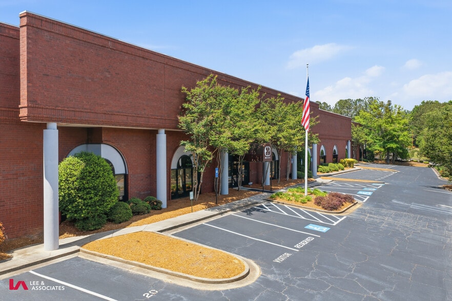 More Photos Of 1650 Bluegrass Lakes Pky, Alpharetta Warehouse For Lease