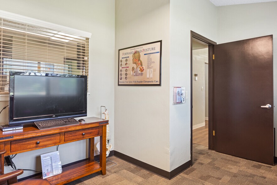 More Photos Of 4334 N Meridian Ave, Oklahoma City Office Residential For Sale