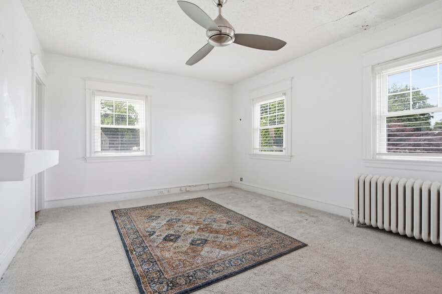More Photos Of 678 Ferne Blvd, Drexel Hill Office For Sale