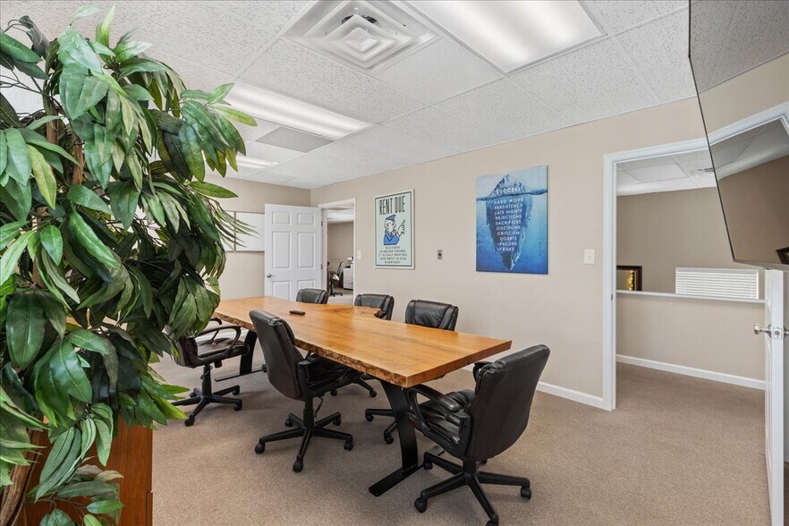 More Photos Of 411 N High St, Millville Medical For Sale