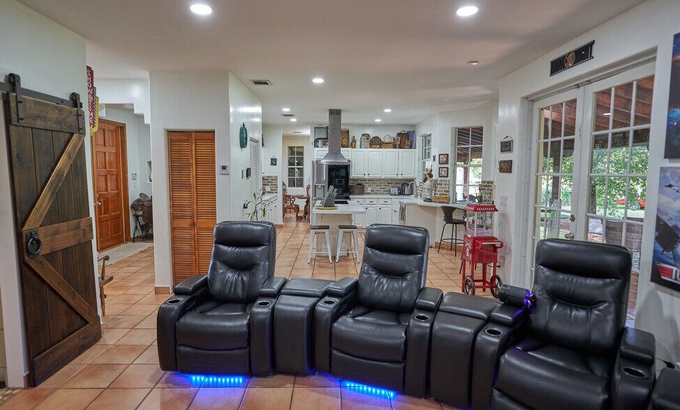 More Photos Of 19050 SW 194th Ave, Miami Specialty For Sale