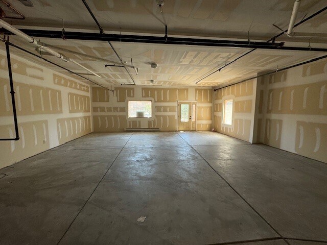 More Photos Of 9442 Mosaic Hts, Fountain Flex For Lease