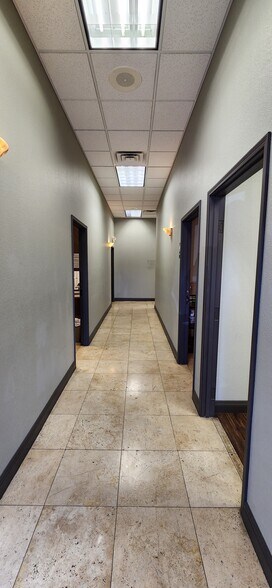 More Photos Of 2050 Mariner Dr, Las Vegas Medical For Sale