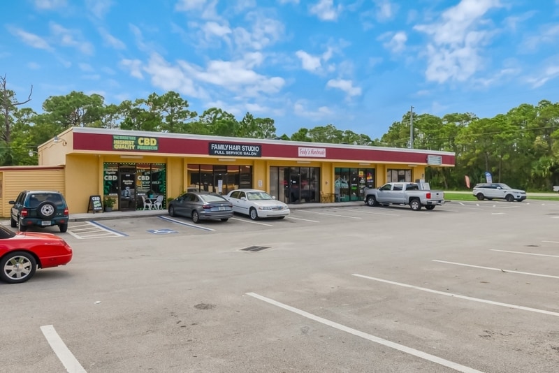 More Photos Of 5180-5186 Turnpike Feeder Rd, Fort Pierce General Retail For Sale