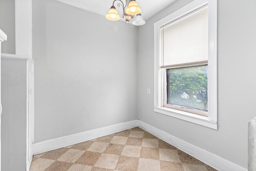 More Photos Of 16940 Log Cabin St, Detroit Apartments For Sale