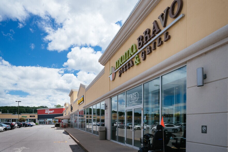 More Photos Of 475 Blvd Grand, L'Île-Perrot Unknown For Lease