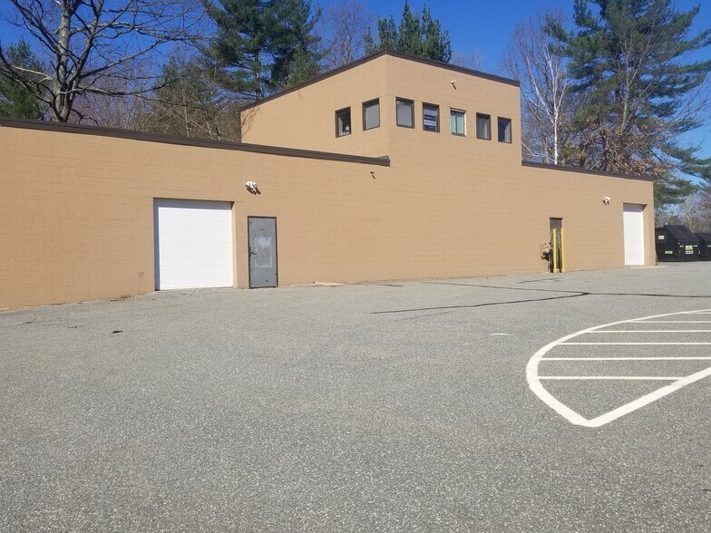 More Photos Of 3 Wall St, Hudson Flex For Sale