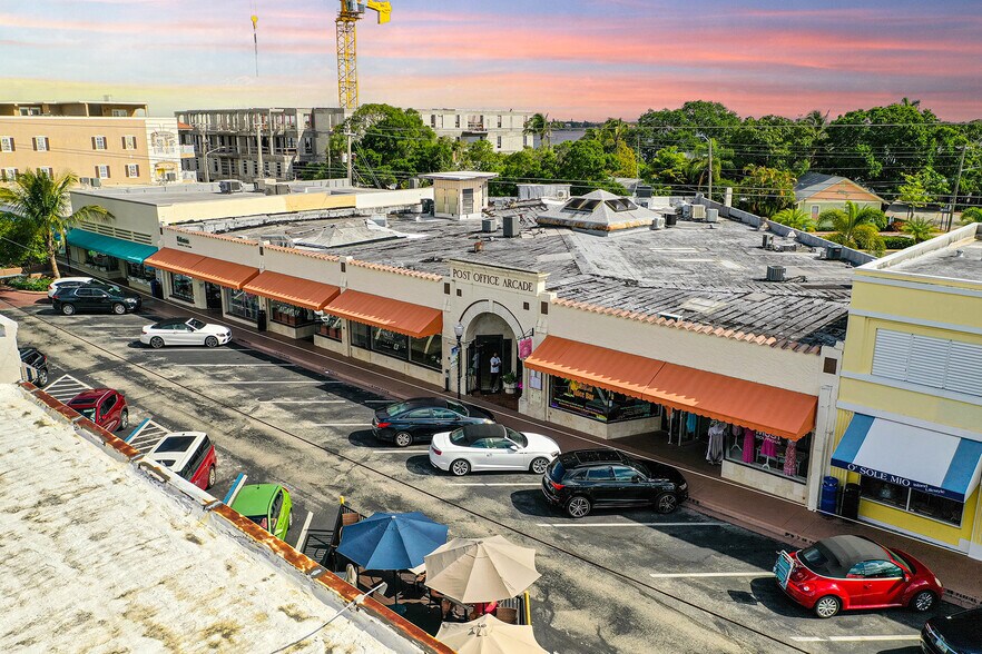 More Photos Of 13-31 SW Osceola St, Stuart Storefront Retail Office For Lease