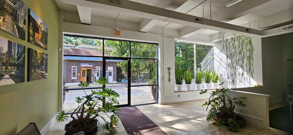 More Photos Of 1311 Sherman Pl, Evanston Apartments For Lease