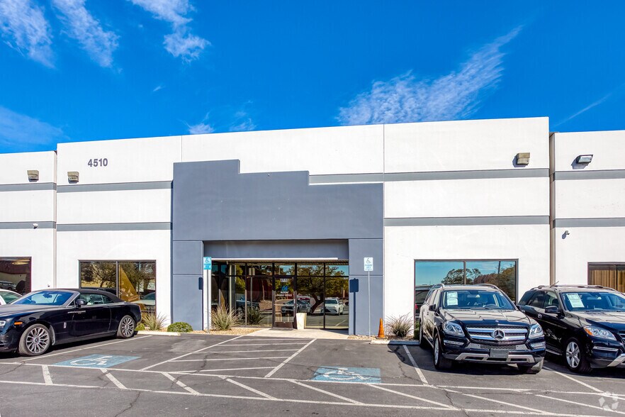 More Photos Of 4510 W Hacienda Ave, Las Vegas Warehouse For Lease