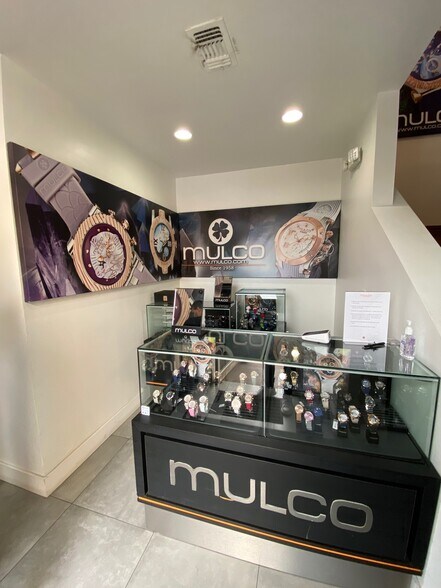 More Photos Of 20101-20161 NE 16th Pl, Miami Loft Creative Space For Sale