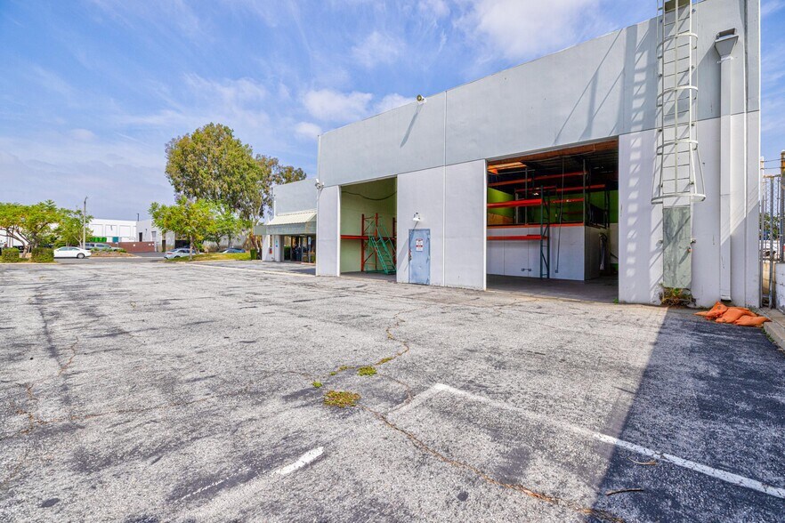 More Photos Of 6920 Hermosa Cir, Buena Park Warehouse For Sale