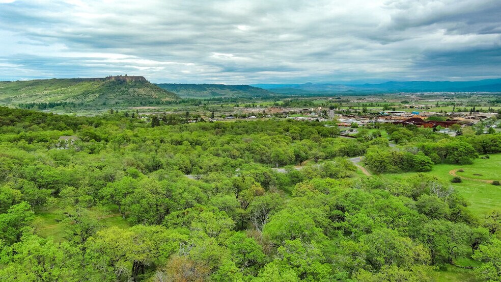 More Photos Of 8785 Blackwell Rd, Central Point Land For Sale