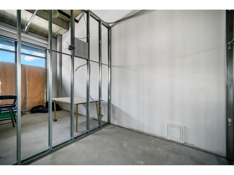 More Photos Of 185 175A St, Surrey Apartments For Sale