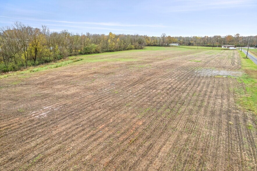 More Photos Of 1411 W 7th St, Hopkinsville Self Storage For Sale