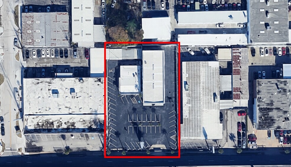 More Photos Of 5712 Southwest Fwy, Houston Auto Dealership For Lease