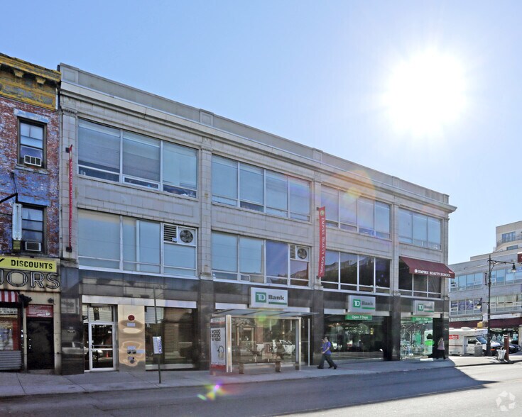More Photos Of 3811 Broadway, Astoria Storefront For Lease