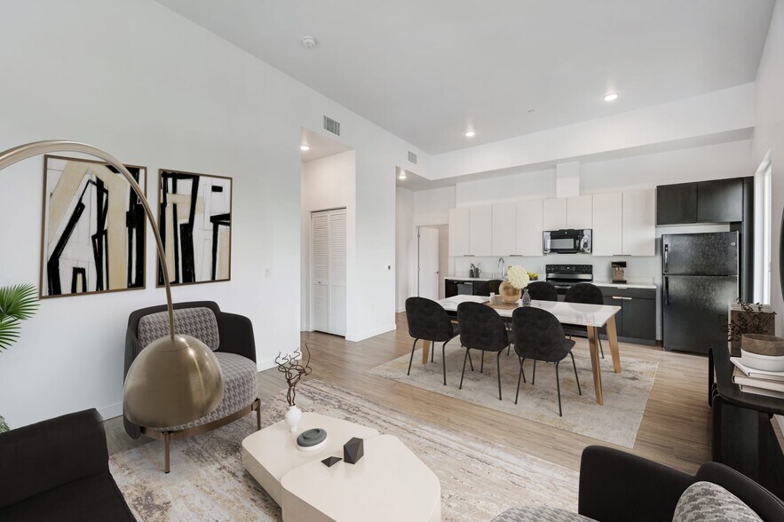 More Photos Of 107 S Hewitt St, Los Angeles Apartments For Lease