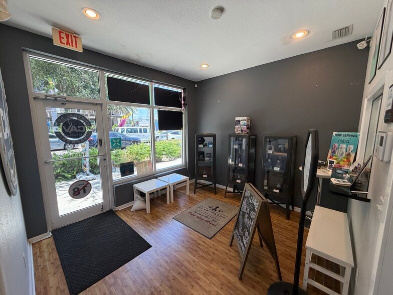 More Photos Of 1610 Central Ave, Saint Petersburg Storefront For Lease