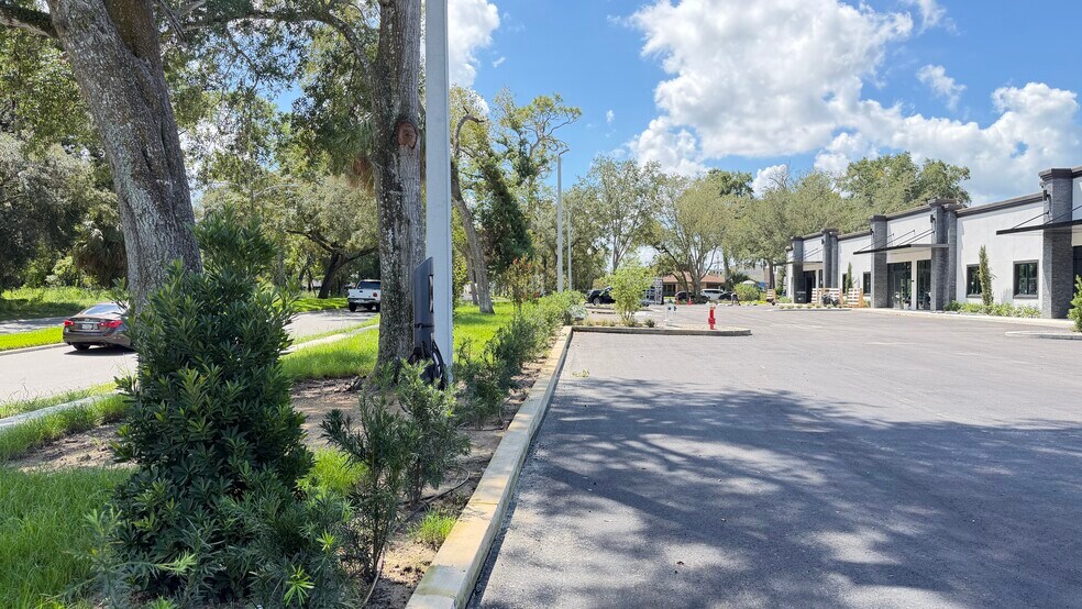 More Photos Of 426 Errol Pkwy, Apopka Office For Lease