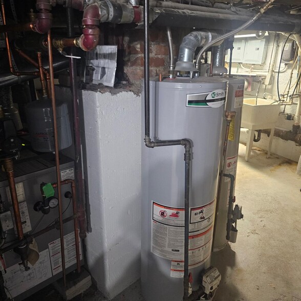 More Photos Of 6401-6405 Belair Rd, Baltimore Storefront Retail Office For Sale