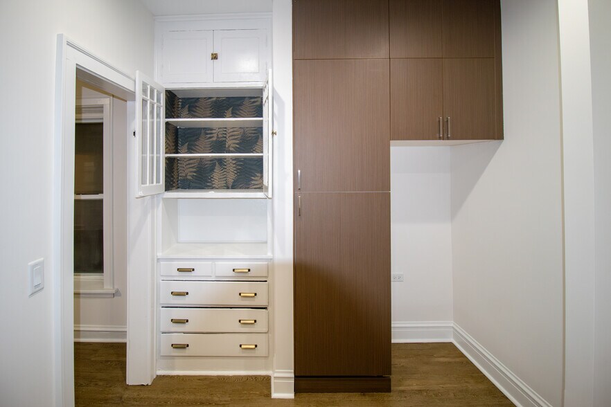 More Photos Of 11136 S Vernon Ave, Chicago Apartments For Sale