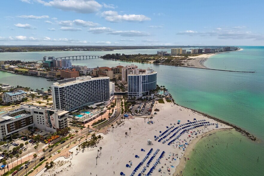 More Photos Of 400 Coronado Dr, Clearwater Beach Hotel For Lease