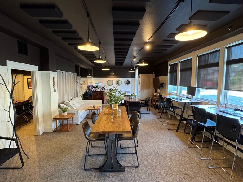 More Photos Of 19089 Jensen Way, Poulsbo Office For Sale