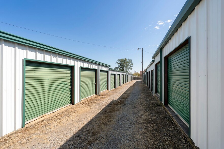 More Photos Of 2510 Kibler Rd, Van Buren Self Storage For Sale